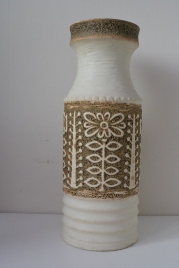 3e444698 78ed 4e3b 89b2 d4d5915a8032