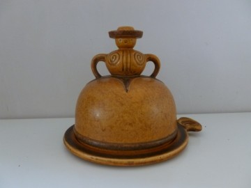 Scandinavische vintage stolp van keramiek.