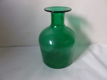 Aparte groene vintage glazen vaas/ fles.