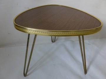 Vintage driehoek plantentafeltje/ bijzettafeltje.