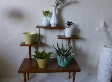 Super hip vintage plantentafeltje.