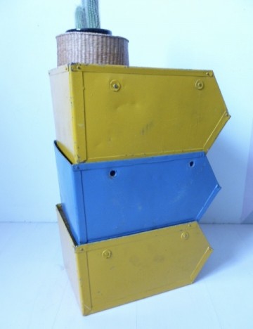 Stoere  industriële metalen voorraadbak, per stuk